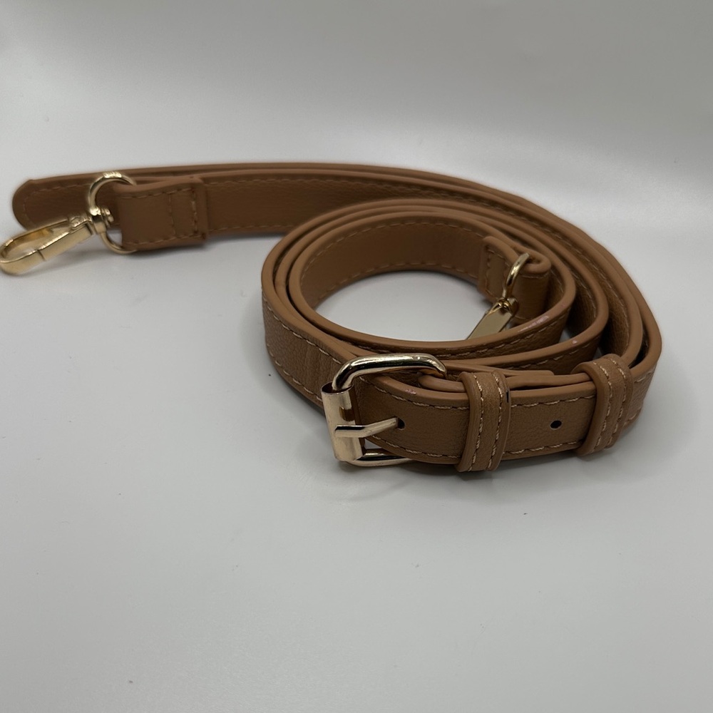 Source Unknown Tan vegan Leather purse strap with Gold Buckle - Picture 2 of 4
